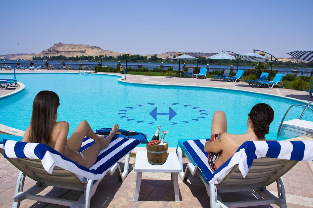 Tolip Aswan Hotel Exterior foto