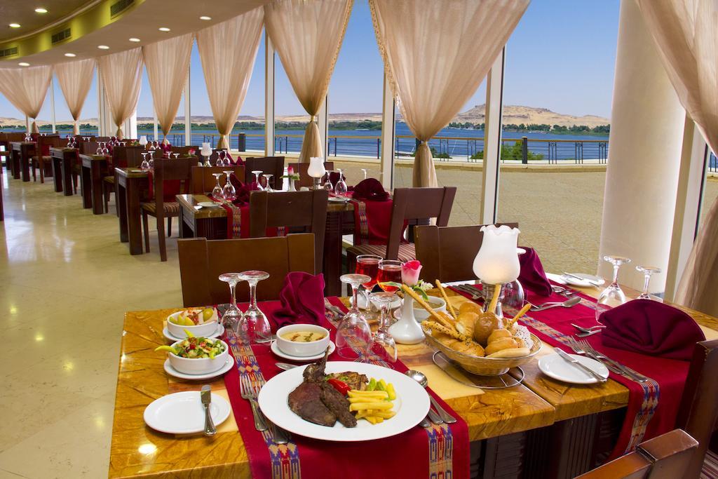 Tolip Aswan Hotel Exterior foto